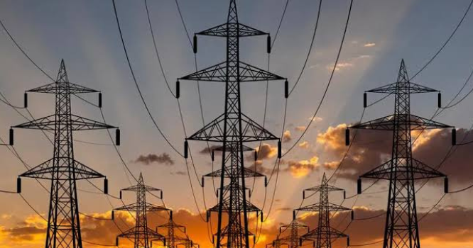 حکومت نے بجلی مہنگی کرنے کی منظوری دیدی