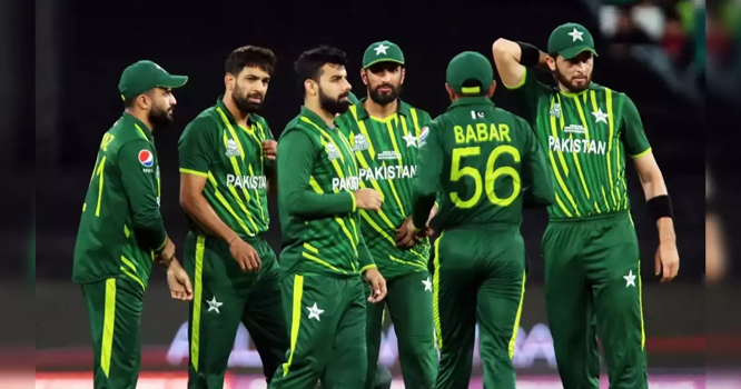 پاکستانی ٹیم بنگلور پہنچ گئی